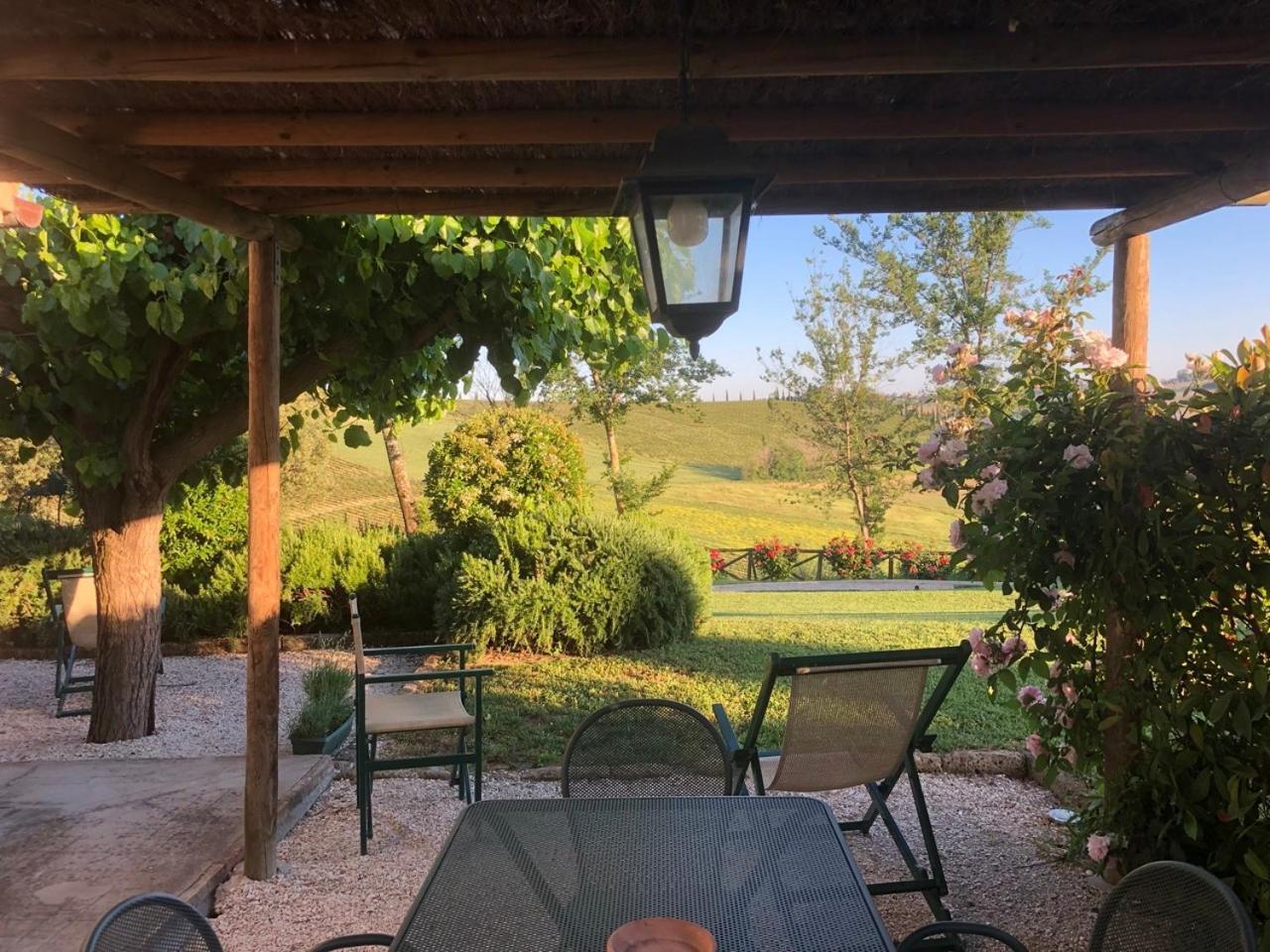 Vigna Sant' Amico Country House Morro dʼAlba المظهر الخارجي الصورة